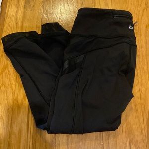 Lululemon mesh capri leggings